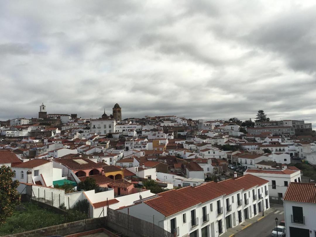 Apartament Buhardilla Rustica Mirando A Santa Catalina Jerez De Los Caballeros Zewnętrze zdjęcie